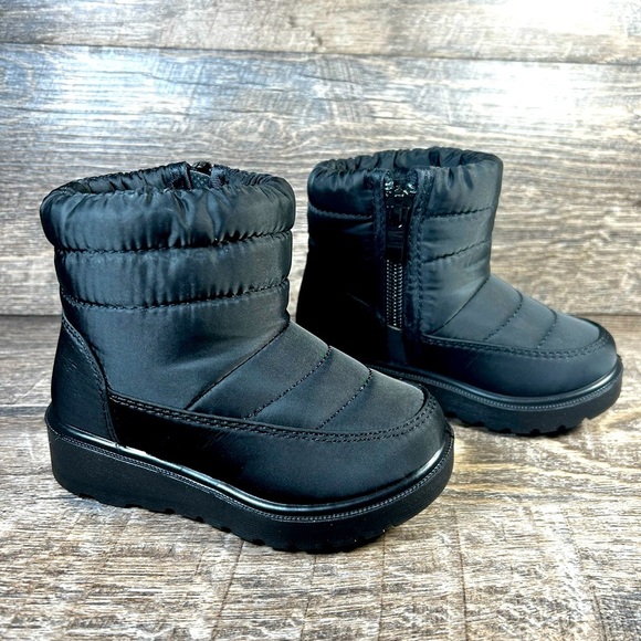 INFANT WINTER BOOTS - Picture 1 of 6